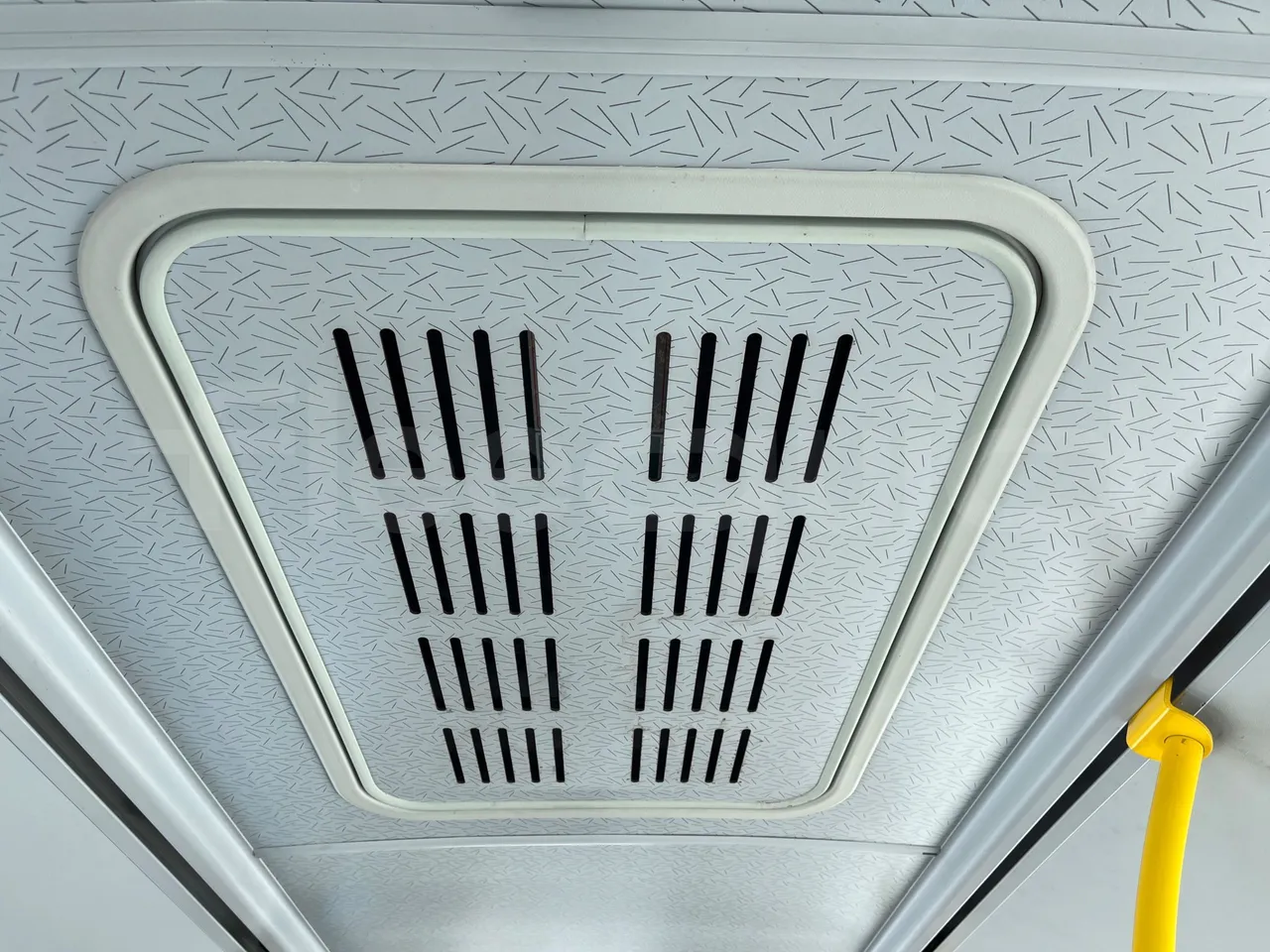 Mercedes-Benz Conecto 628881 - Euro6 - 220kW - 12.134mt - roof hatch 1