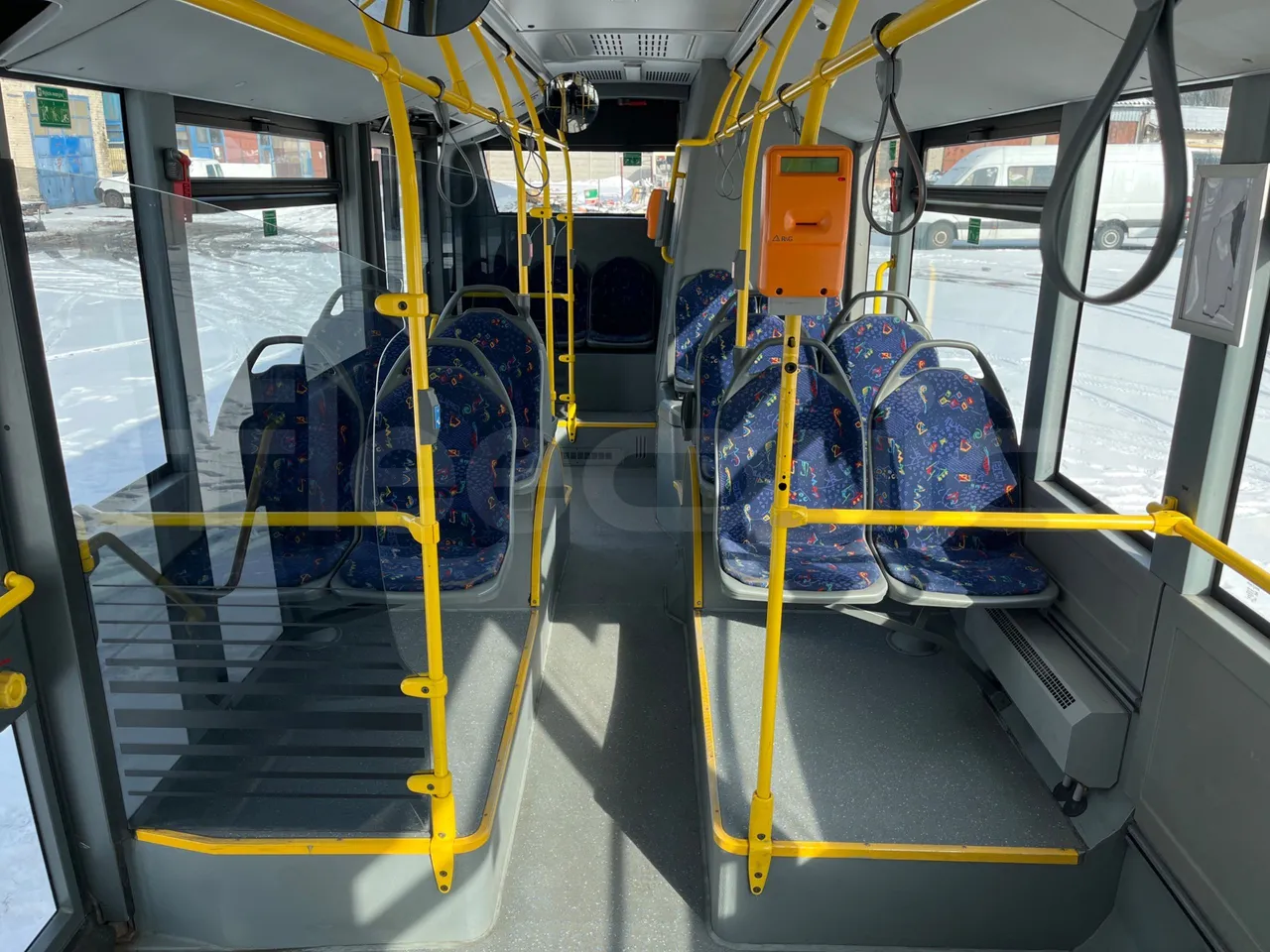 Mercedes-Benz Conecto 628881 - Euro6 - 220kW - 12.134mt - reverse view middle aisle