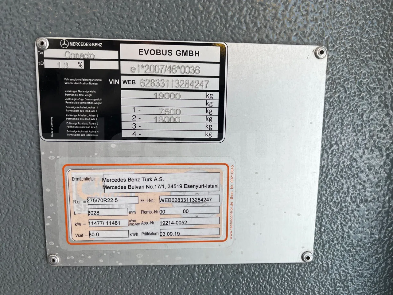 Mercedes-Benz Conecto 628881 - Euro6 - 220kW - 12.134mt - vehicle plate photo