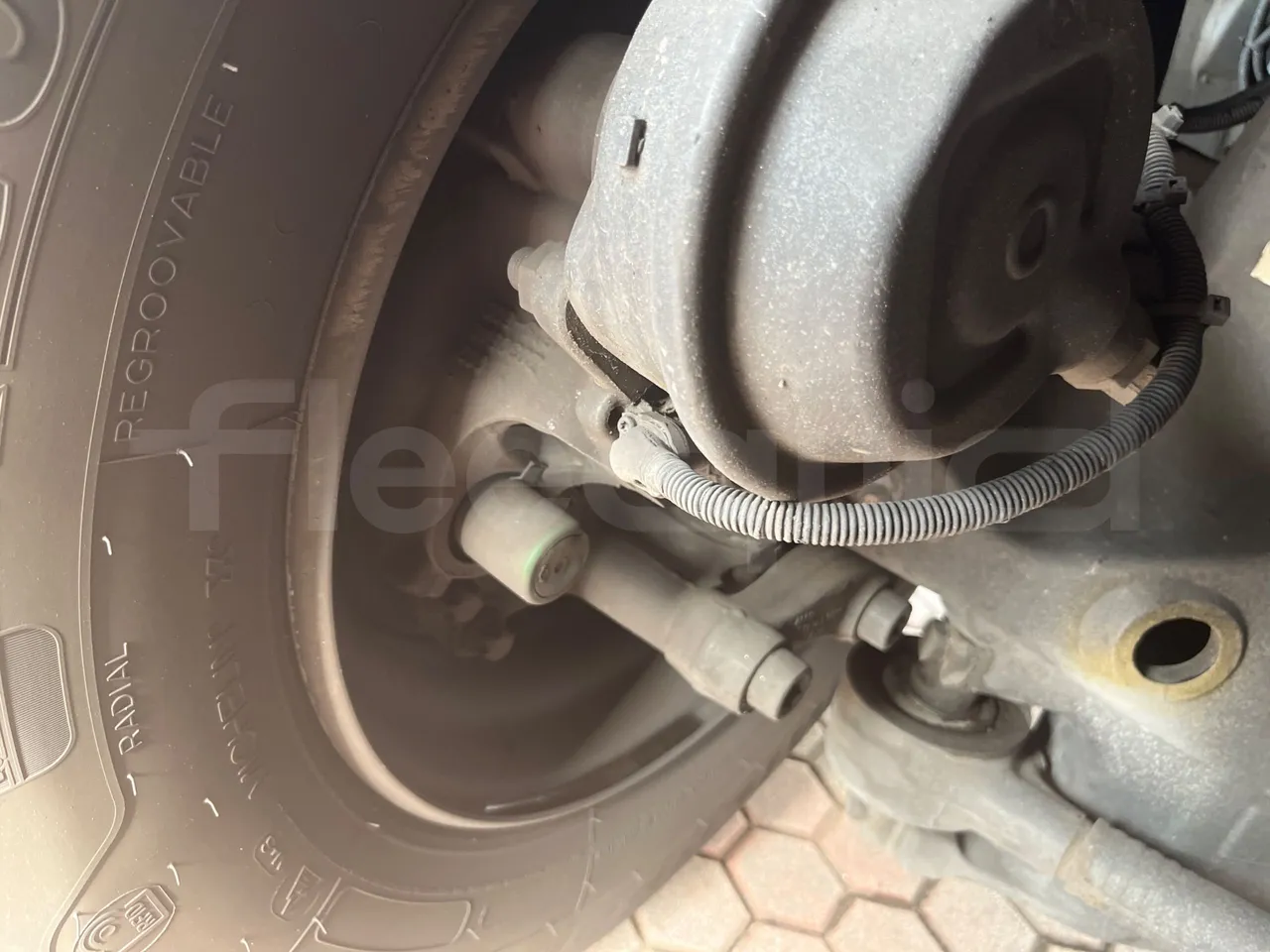 Barbi Galileo HD 40SDAM3500/ Euro 6 - 294 Kw - 10,340 Mt - front brake calipers left