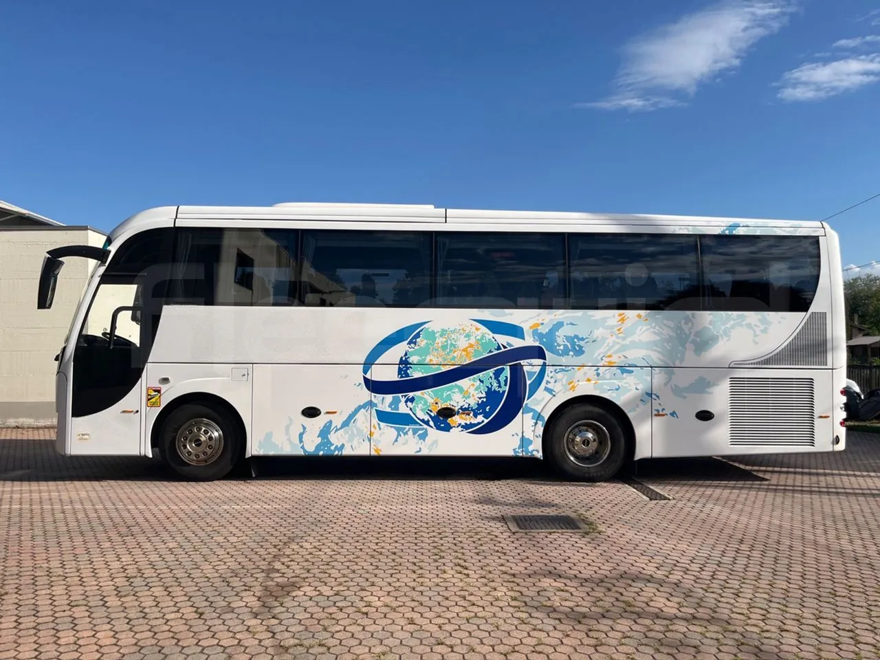 Barbi Galileo HD 40SDAM3500/ Euro 6 - 294 Kw - 10,340 Mt - left side photo