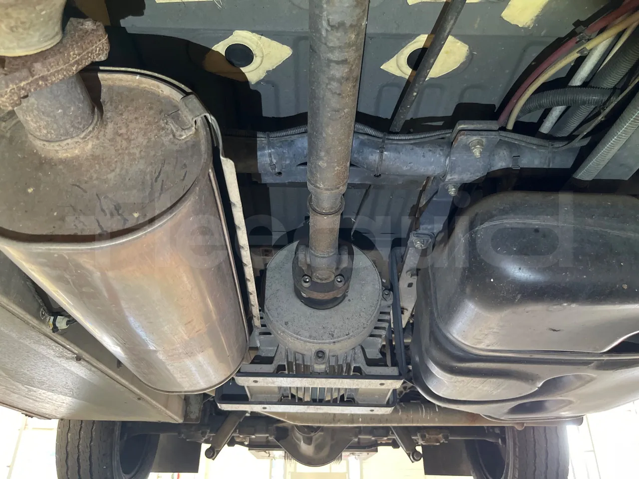 Iveco Daily MicroVett -EUR4 -100kW -5.401m - driveshaft photo