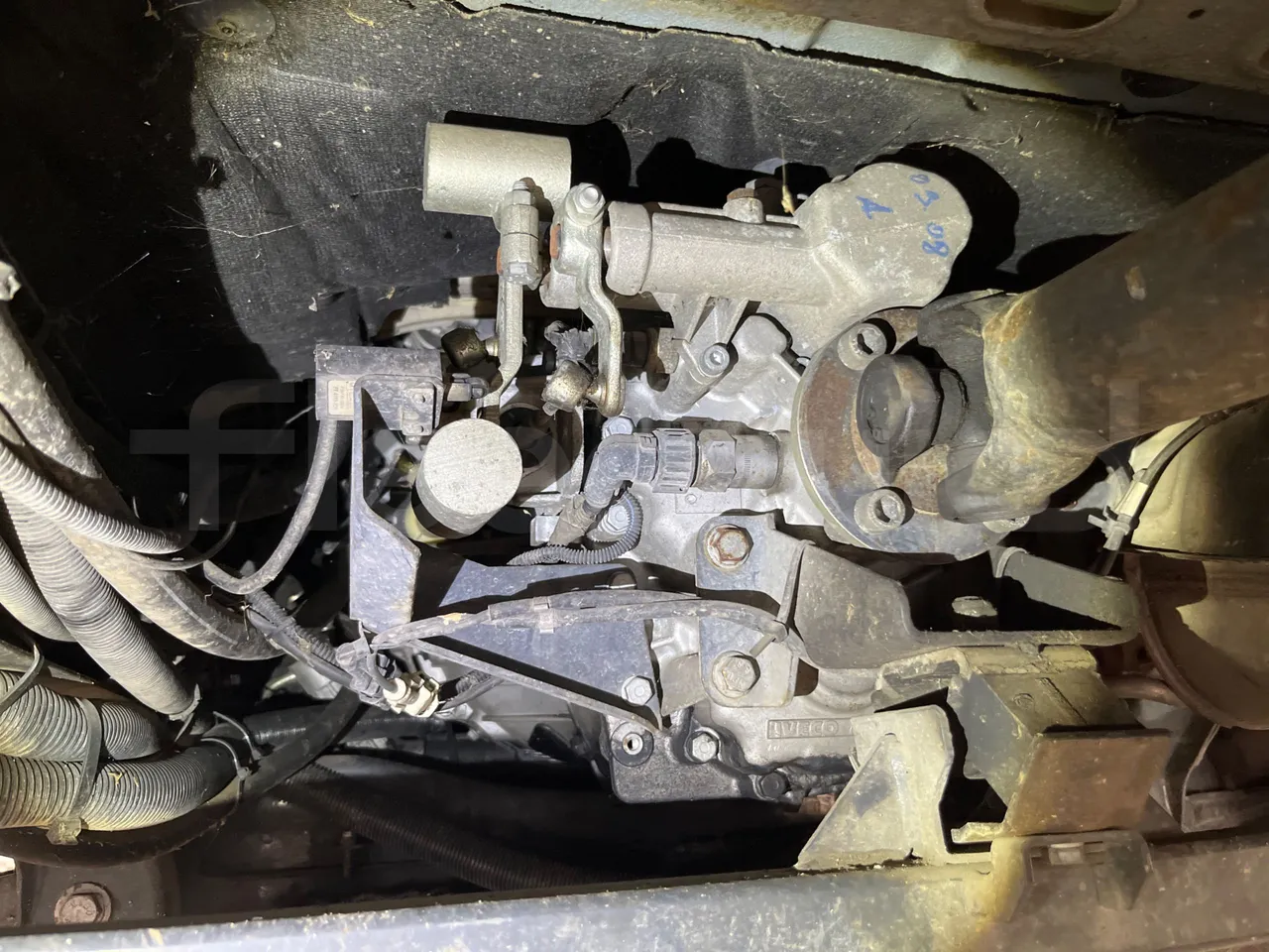 Iveco Daily MicroVett -EUR4 -100kW -5.401m - gearbox photo