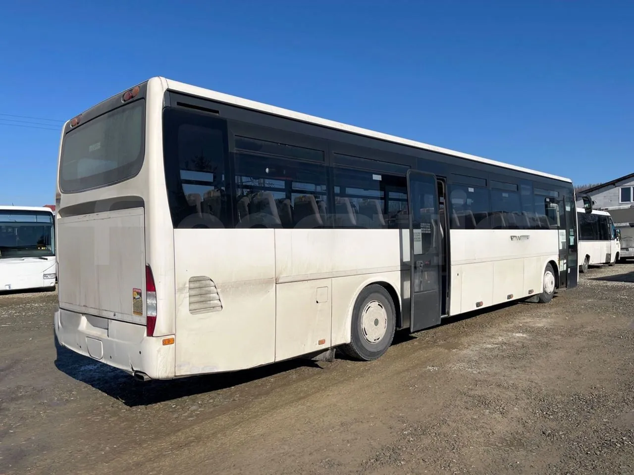 Iveco Recreo SFR160 - Euro5 - 243 kW - 12.760 mt - 3/4 right rear doors open