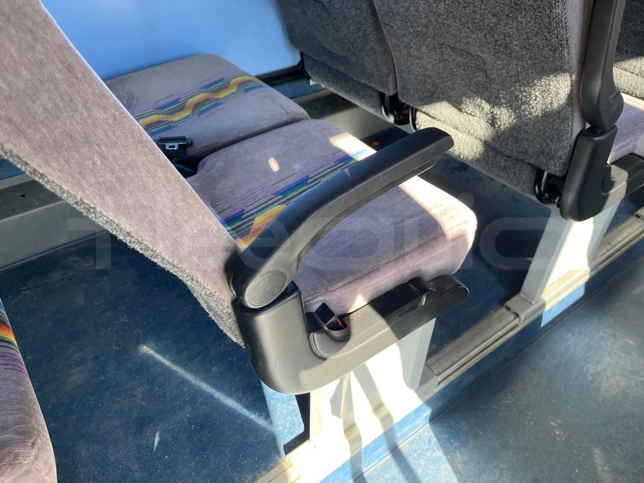 Iveco Recreo SFR160 - Euro5 - 243 kW - 12.760 mt - armrest detail photo