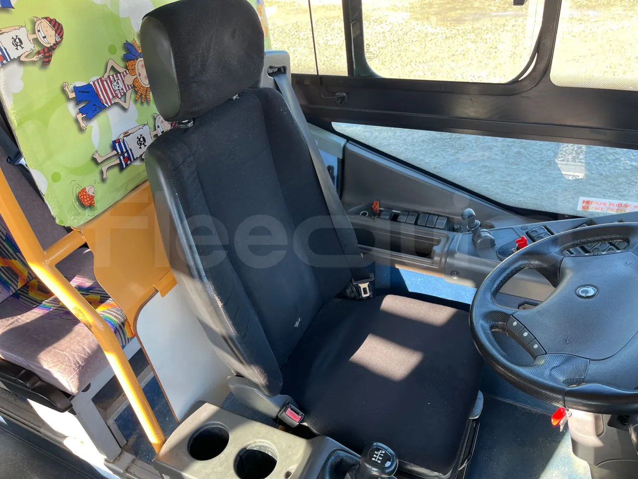 Iveco Recreo SFR160 - Euro5 - 243 kW - 12.760 mt - driver's seat photo