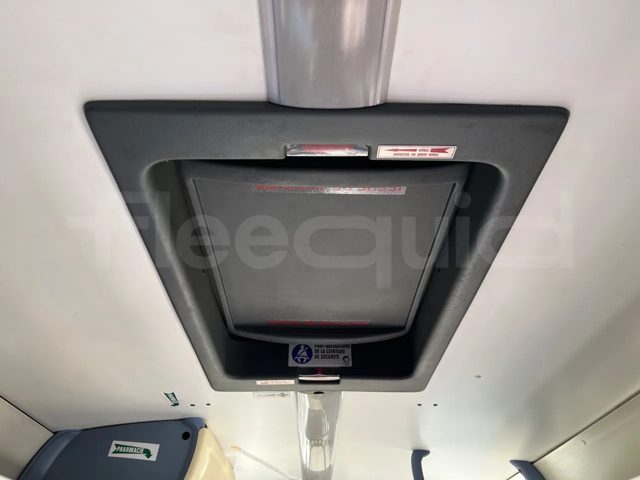 Iveco Recreo SFR160 - Euro5 - 243 kW - 12.760 mt - roof hatch 1