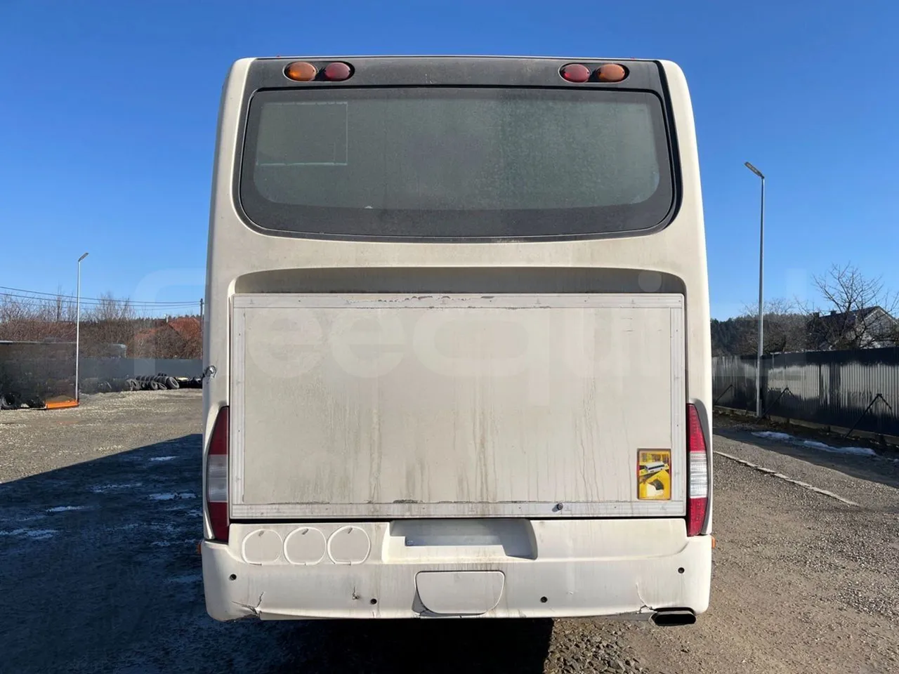 Iveco Recreo SFR160 - Euro5 - 243 kW - 12.760 mt - rear hatch closed