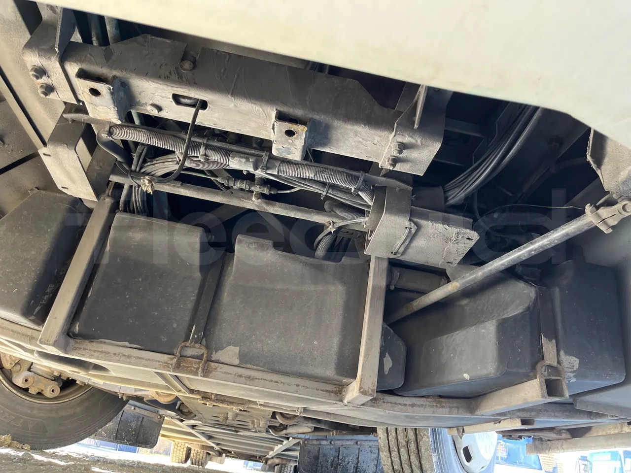 Iveco Recreo SFR160 - Euro5 - 243 kW - 12.760 mt - front undercarriage from front