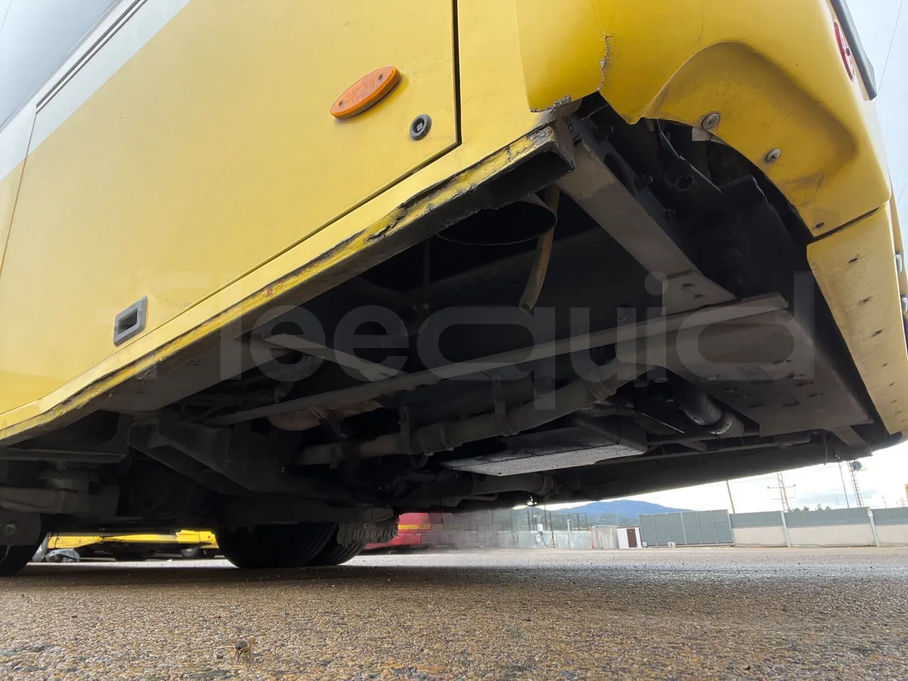 Mercedes-Benz OC500LE 1830H - EUR4 - 220kW - 12.800m - axel 2 air springs 1 right