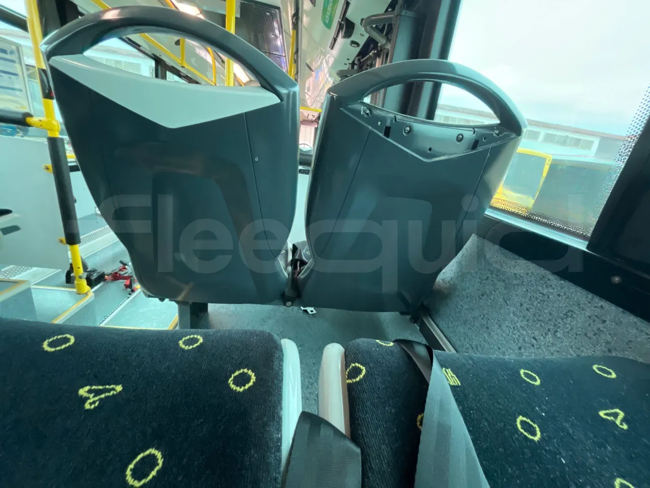 Mercedes-Benz OC500LE 1830H - EUR4 - 220kW - 12.800m - mesh detail photo