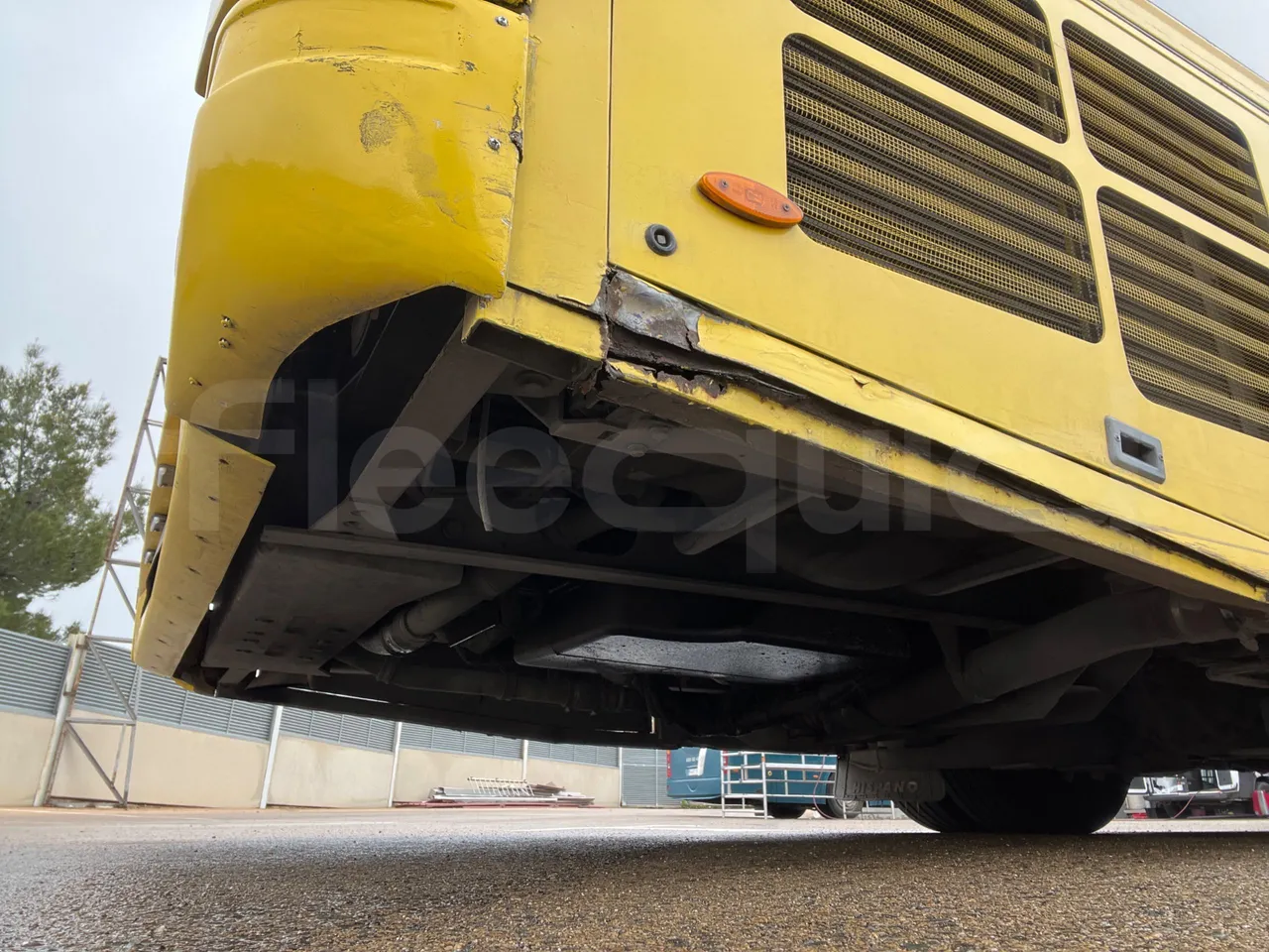 Mercedes-Benz OC500LE 1830H - EUR4 - 220kW - 12.800m - axle 2 discs left