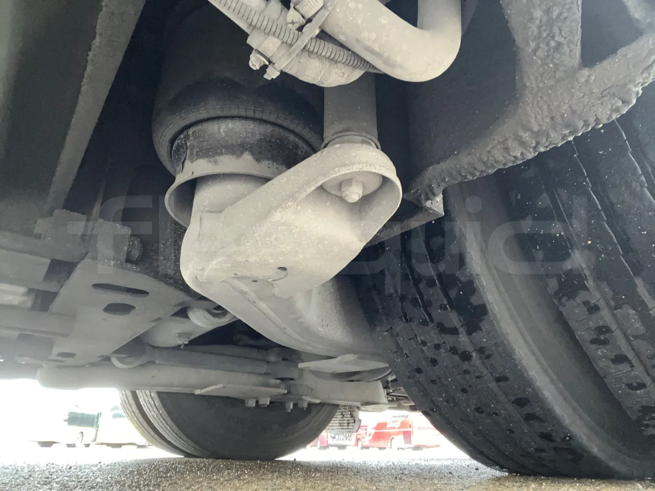 Mercedes-Benz OC500LE 1830H - EUR4 - 220kW - 12.800m - axle 2 discs right