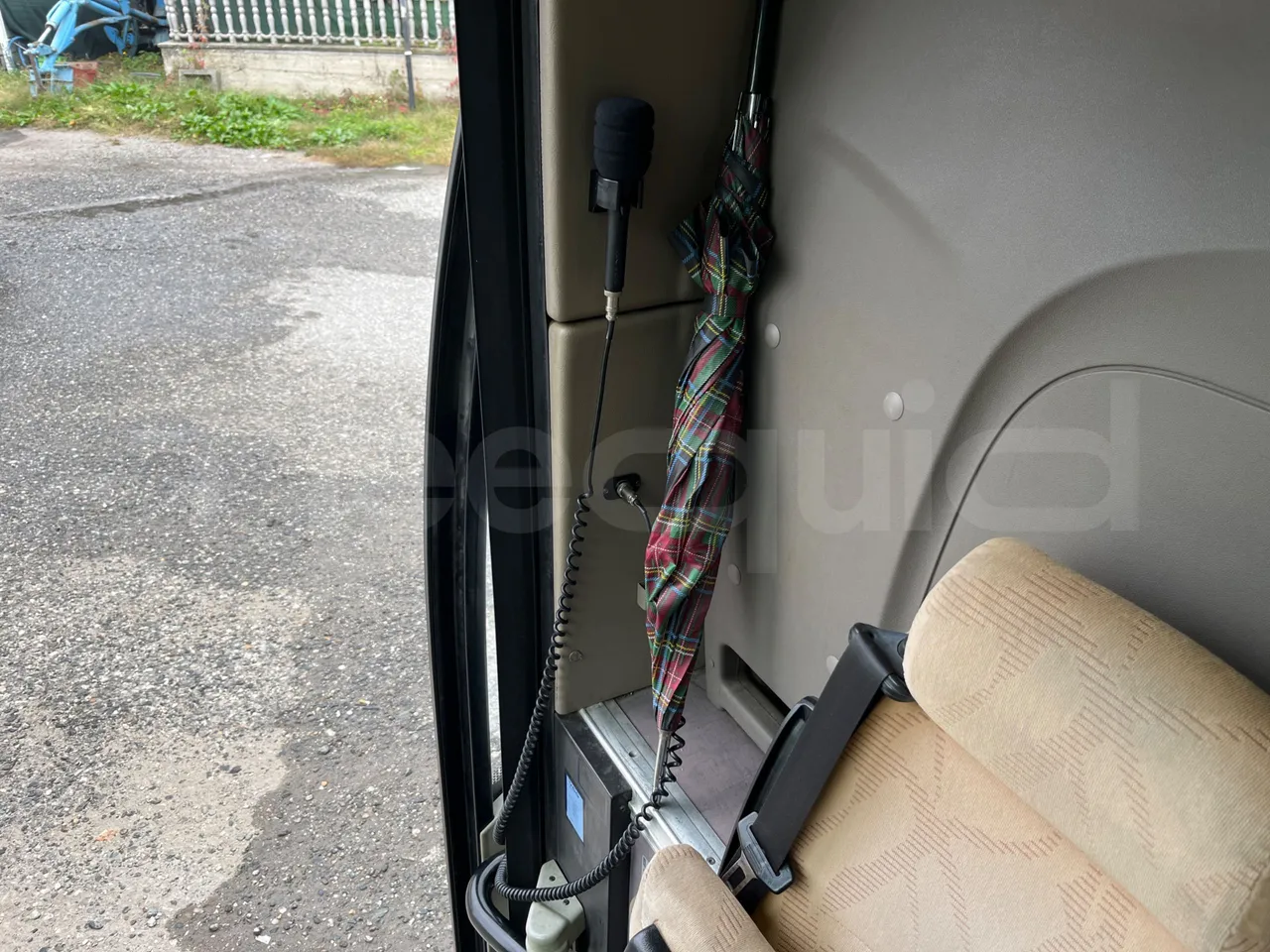 Iveco Magelys SFR2XX/ Euro 5 - 331 Kw - 12.819 Mt - hostes microphone accessories photo