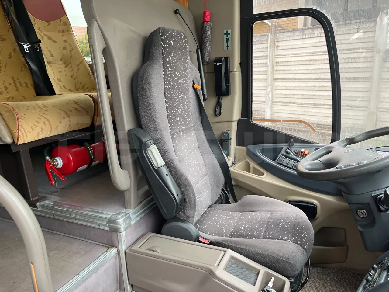 Iveco Magelys SFR2XX/ Euro 5 - 331 Kw - 12.819 Mt - driver's seat photo