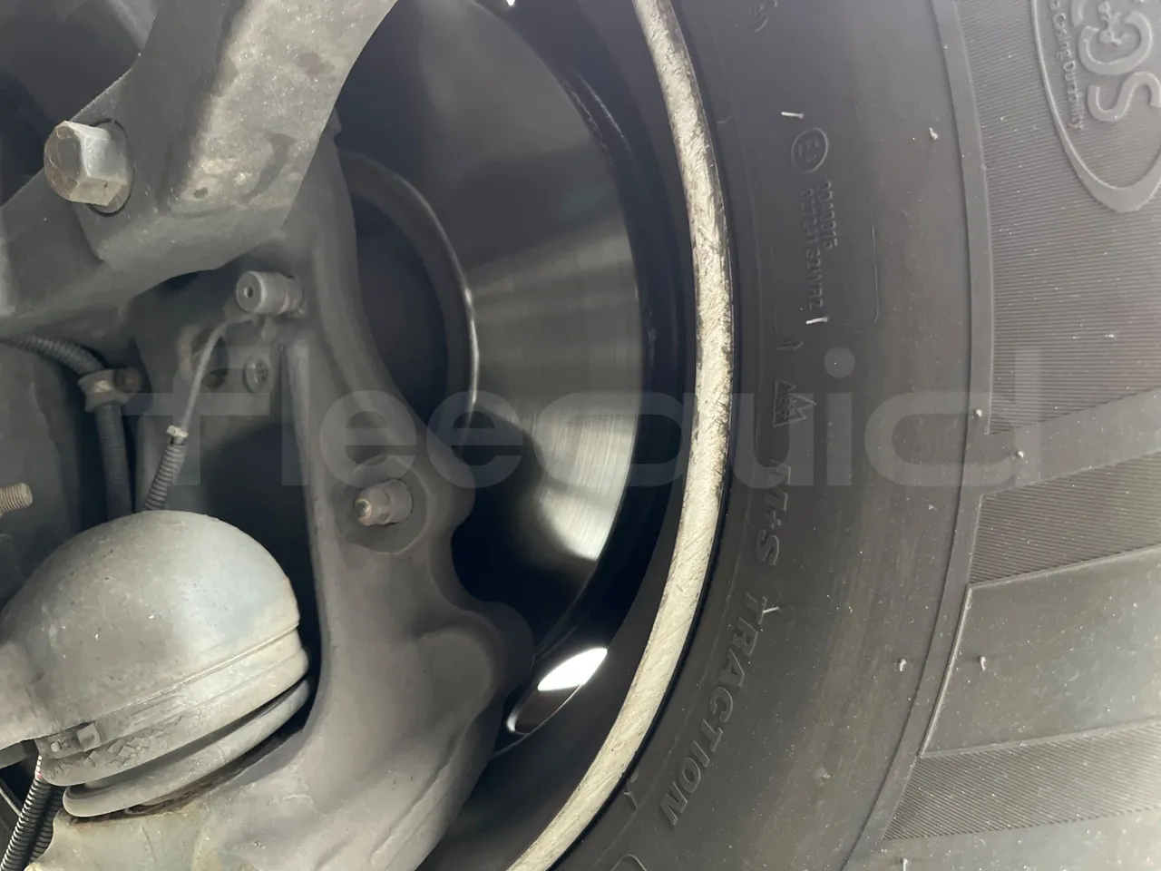 Iveco Magelys SFR2XX/ Euro 5 - 331 Kw - 12.819 Mt - front discs right