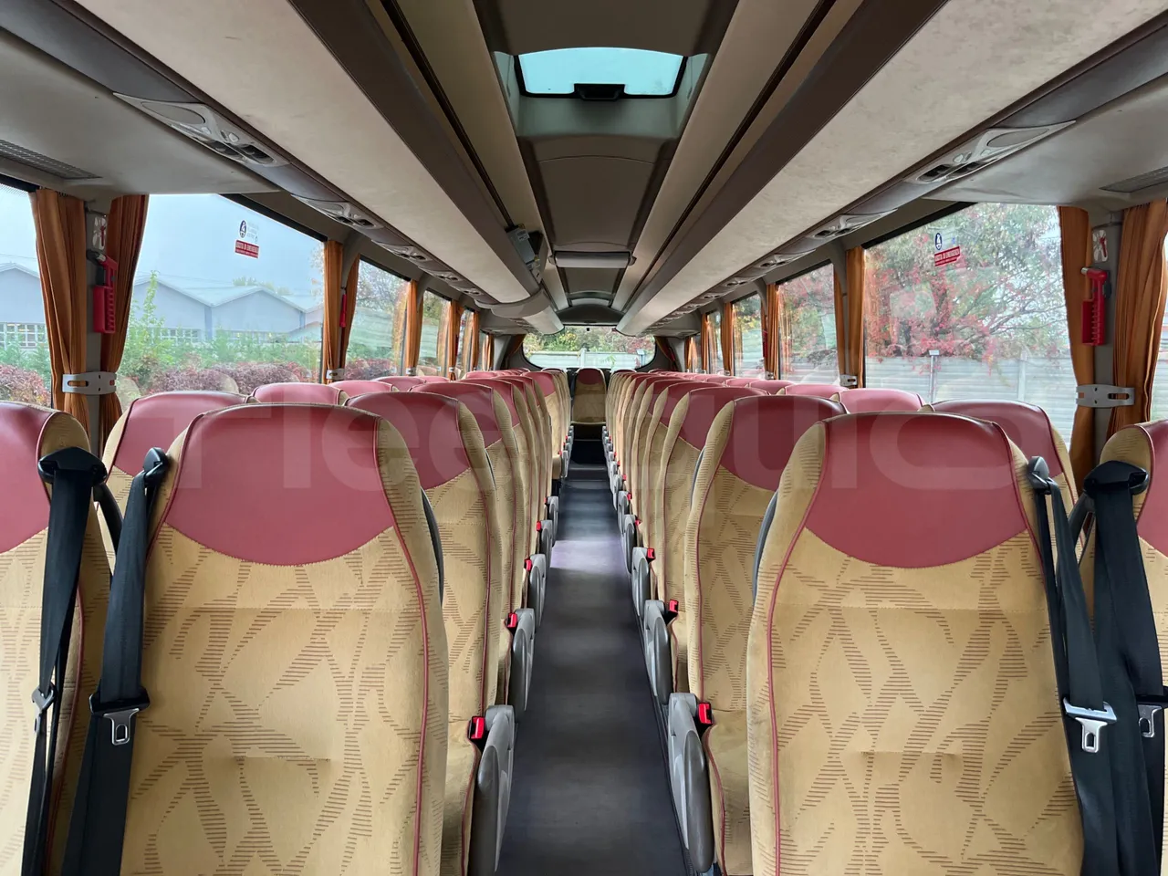 Iveco Magelys SFR2XX/ Euro 5 - 331 Kw - 12.819 Mt - interior reverse seats driver height