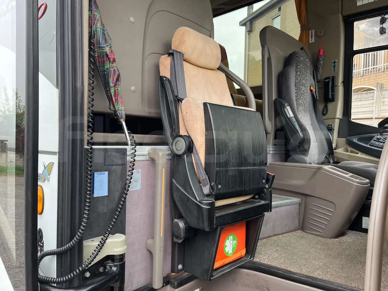 Iveco Magelys SFR2XX/ Euro 5 - 331 Kw - 12.819 Mt - hostess seat photo
