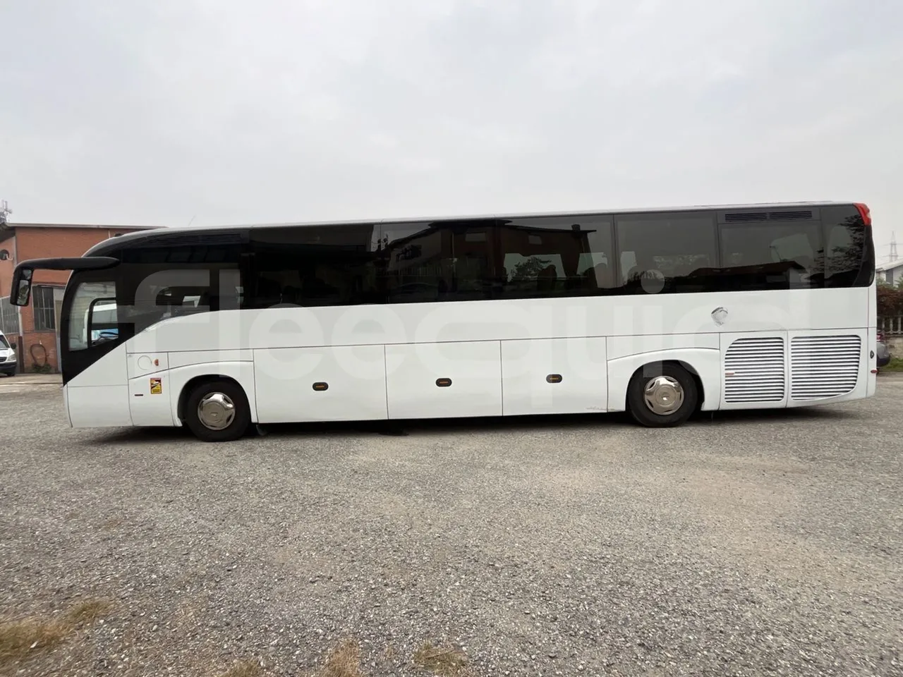 Iveco Magelys SFR2XX/ Euro 5 - 331 Kw - 12.819 Mt - left side photo
