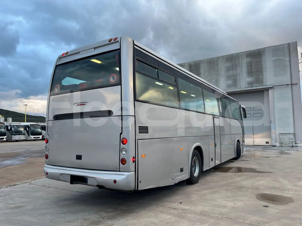 Irisbus Domino Orlandi 2001 397E 12.35 - Euro3 - 259kW - 12mt - 3/4 right rear doors closed