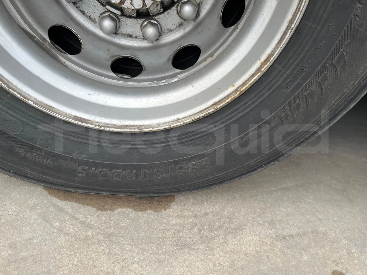 Irisbus Domino Orlandi 2001 397E 12.35 - Euro3 - 259kW - 12mt - tread condition front tires right