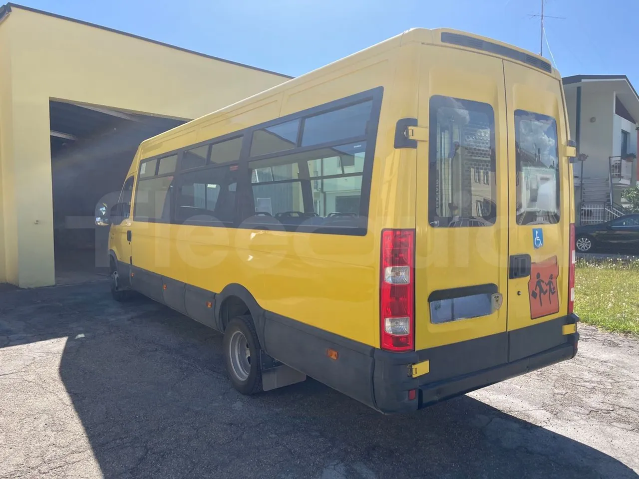 Iveco Daily A50/E4/34/A - EUR4 - 130kW - 7.768m - 3/4 left rear side