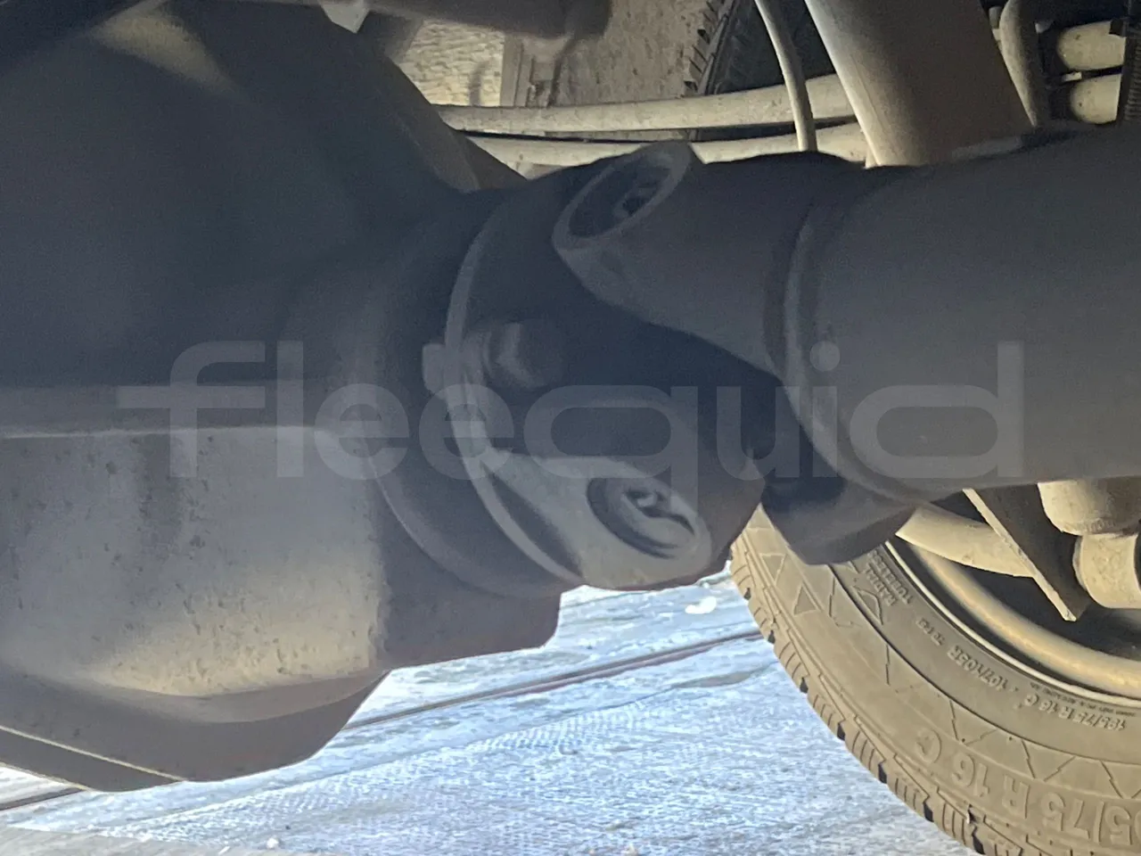 Iveco Daily A50/E4/34/A - EUR4 - 130kW - 7.768m - driveshaft photo