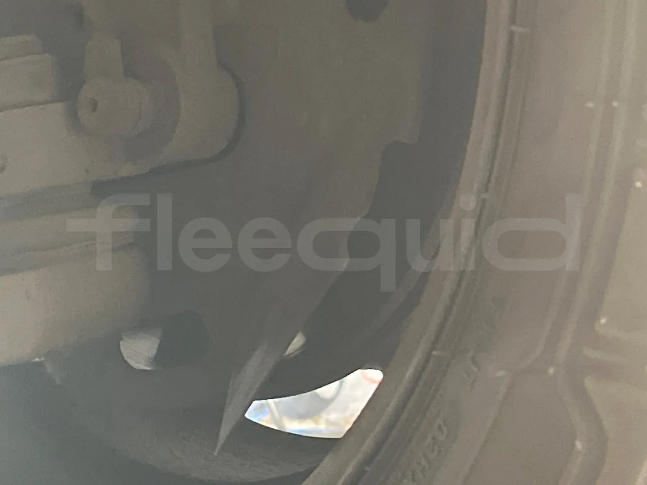 Iveco Daily A50/E4/34/A - EUR4 - 130kW - 7.768m - front discs left