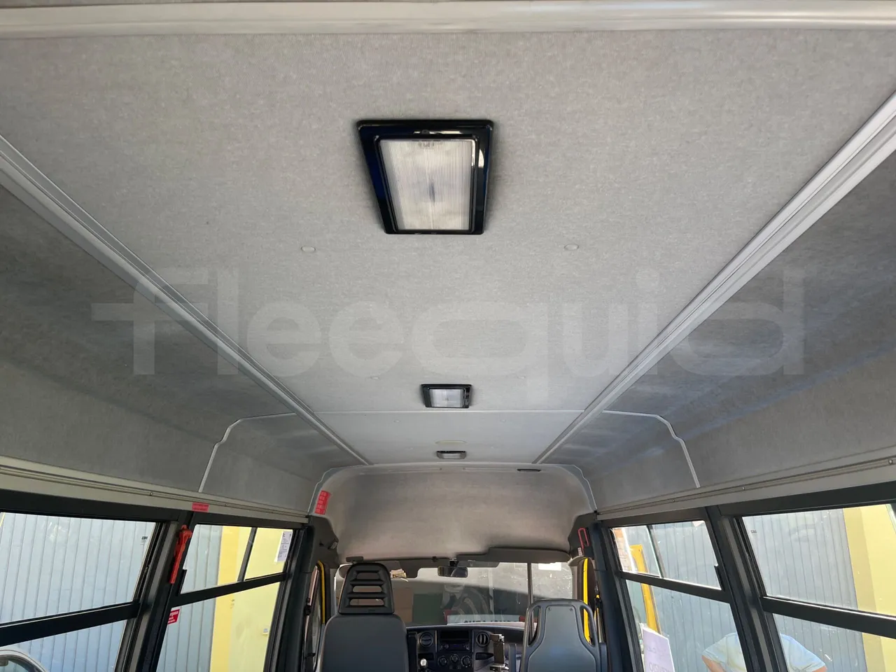 Iveco Daily A50/E4/34/A - EUR4 - 130kW - 7.768m - overhead compartments photo