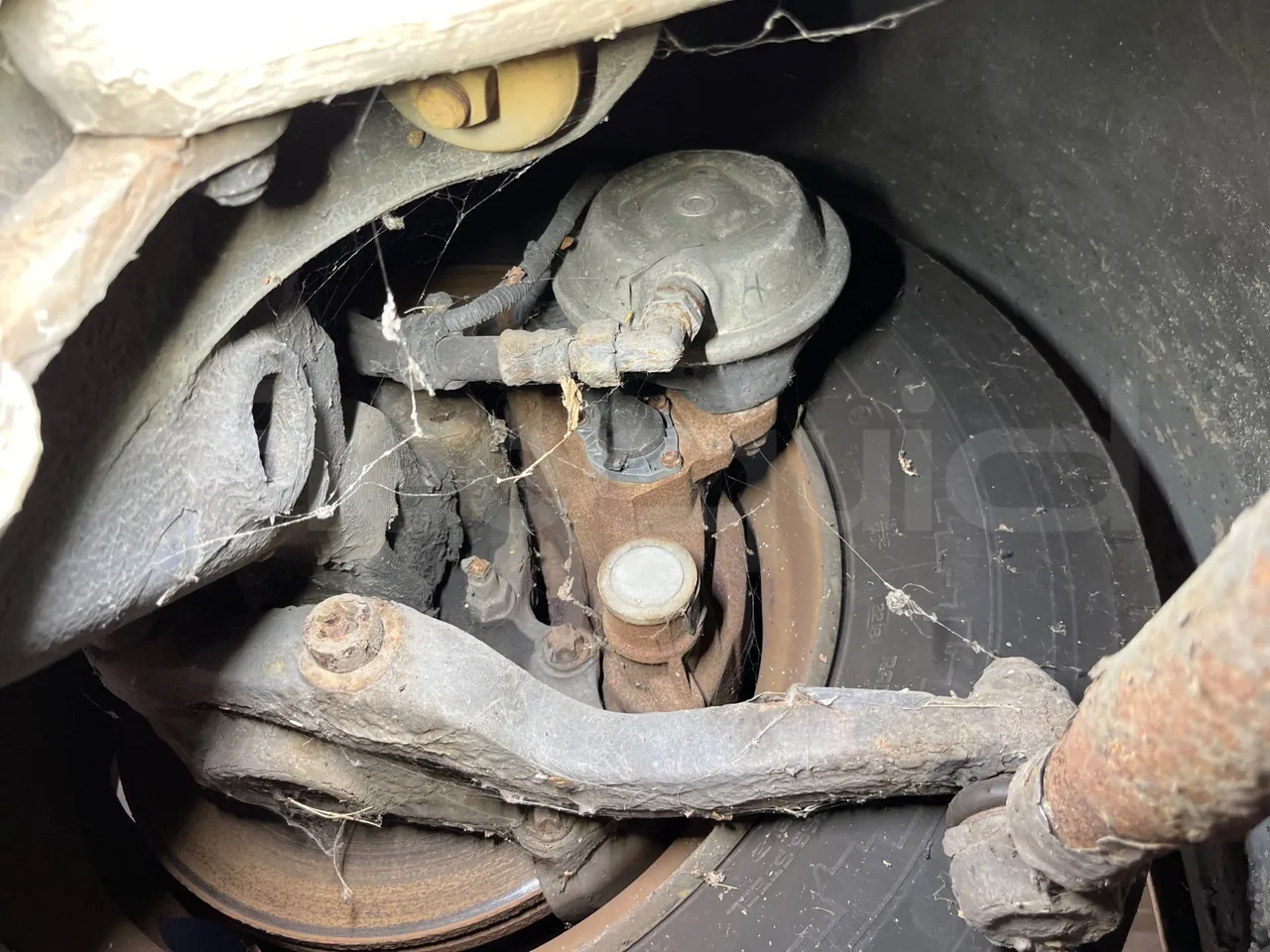 Man Lion's City B.2007.46.010 - Euro6 - 228Kw - 11.98mt - front brake calipers right