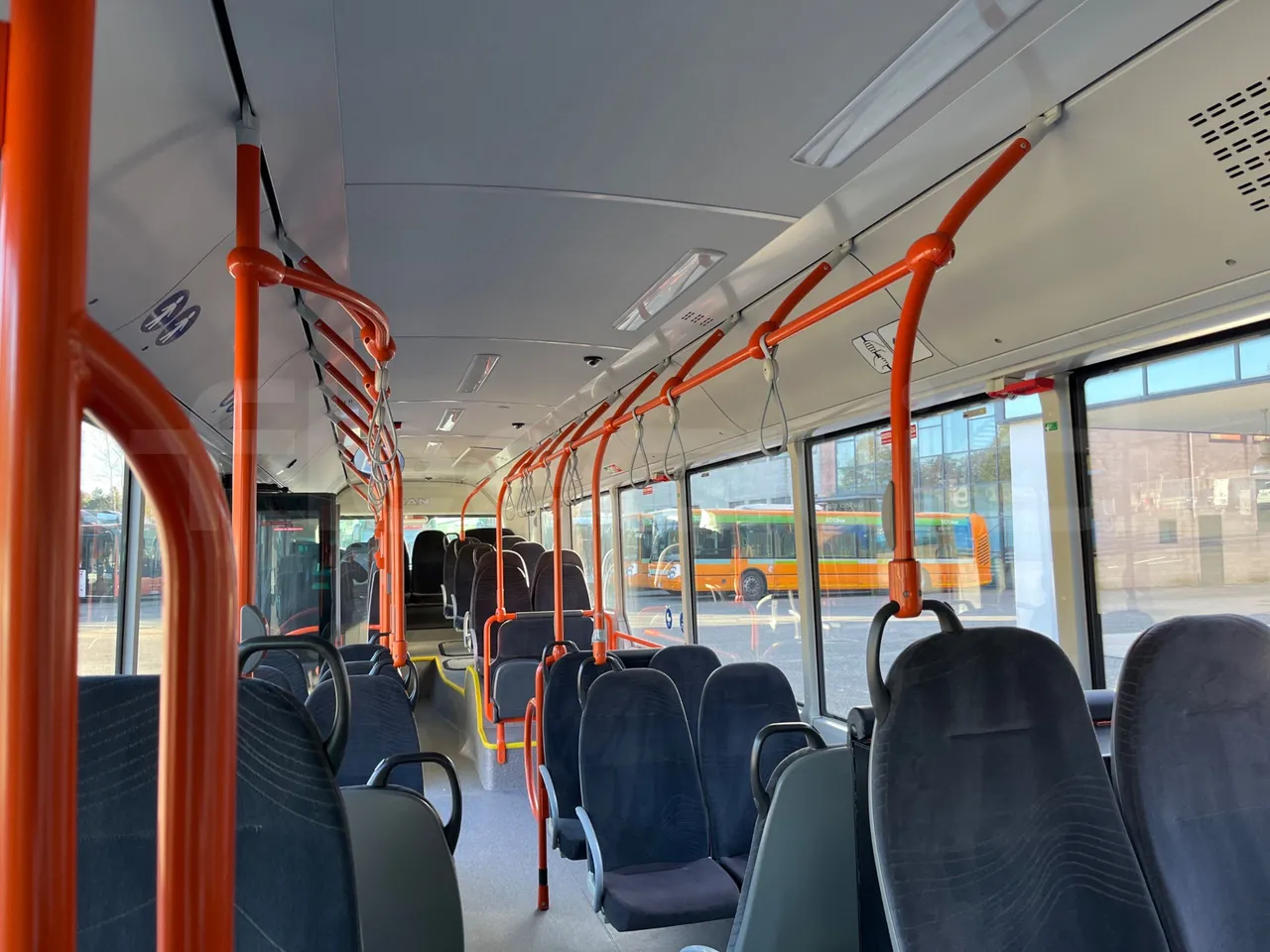 Man Lion's City B.2007.46.010 - Euro6 - 228Kw - 11.98mt - handrails photo