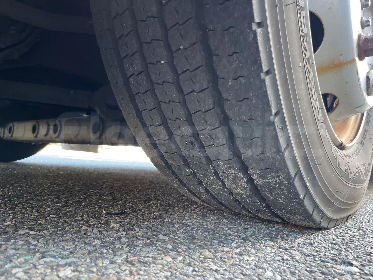 Man Lion's City B.2007.46.010 - Euro6 - 228Kw - 11.98mt - rear left tire photo