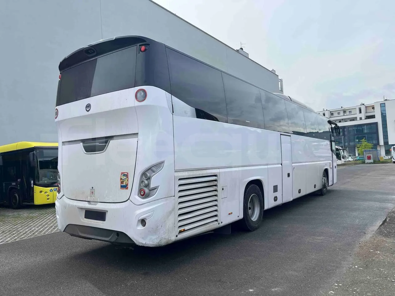 Vdl FUTURA FHD2 501E1 - Euro 6 - 320 kW - 12.875 mt - 3/4 right rear doors closed