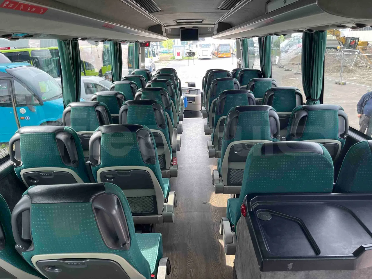 Vdl FUTURA FHD2 501E1 - Euro 6 - 320 kW - 12.875 mt - forward view middle aisle