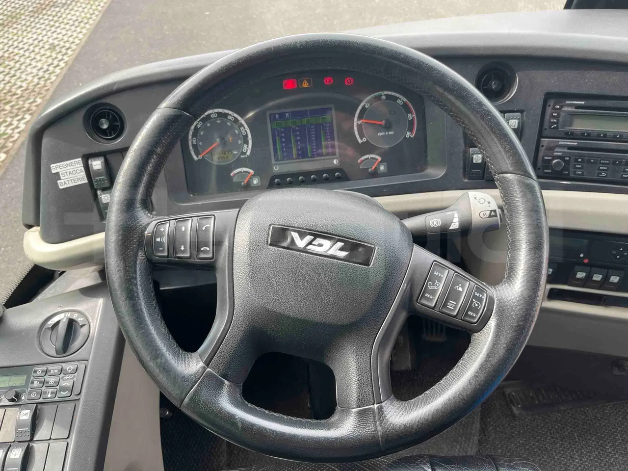 Vdl FUTURA FHD2 501E1 - Euro 6 - 320 kW - 12.875 mt - steering wheel photo