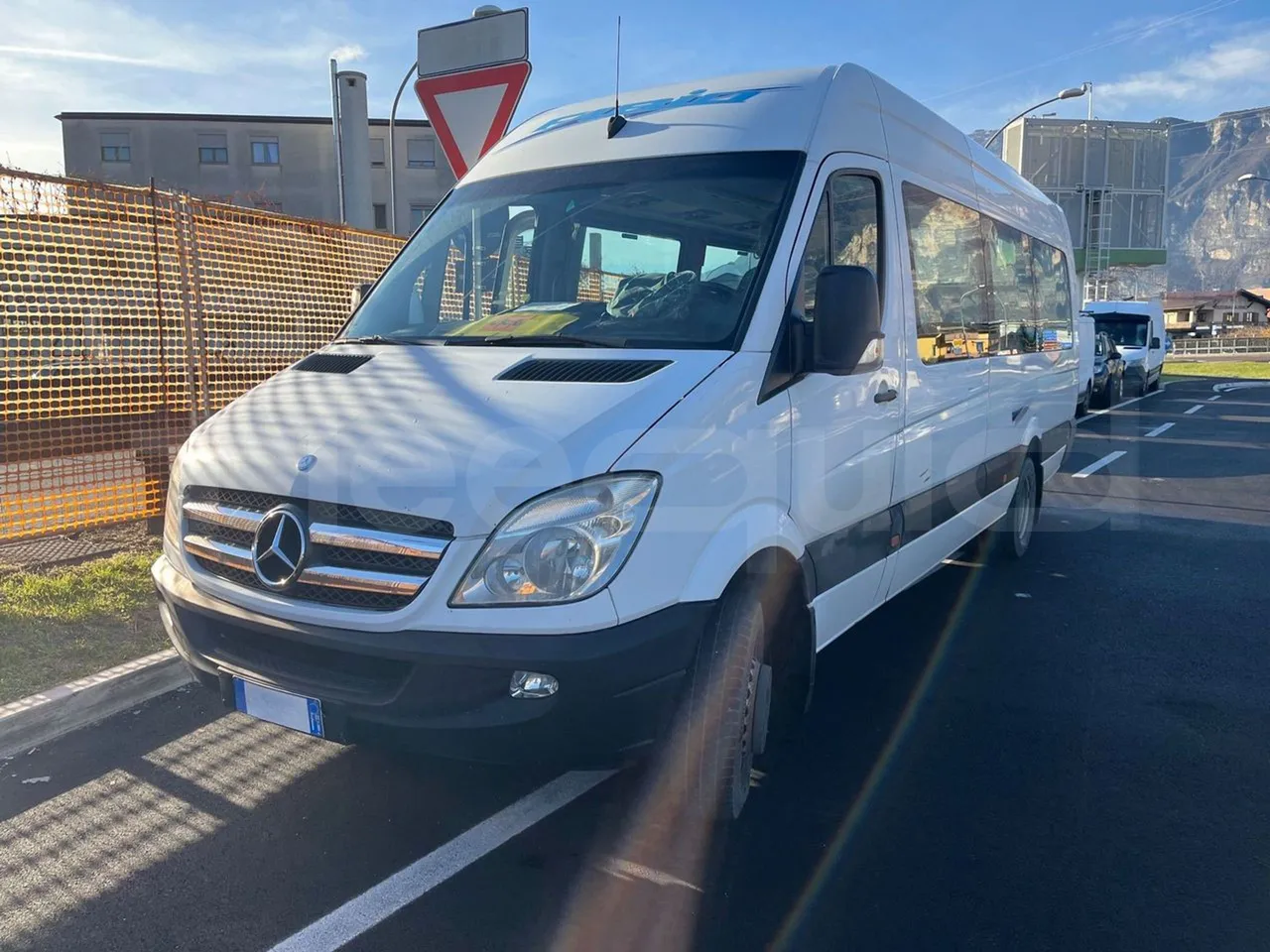 Mercedes-Benz Evobus O519U - Euro5 - 140kW - 7.665mt - 3/4 front left