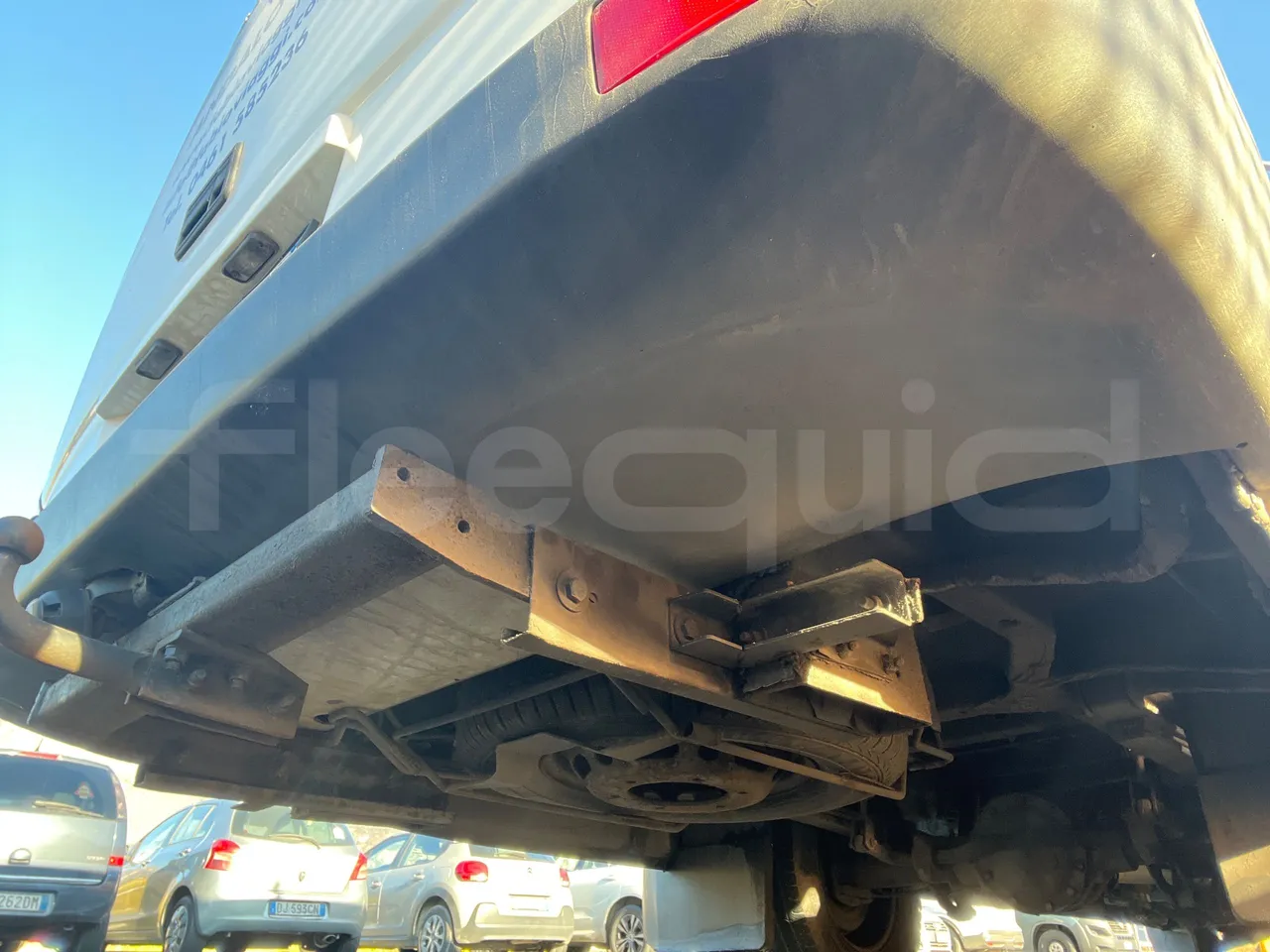 Mercedes-Benz Evobus O519U - Euro5 - 140kW - 7.665mt - axle 2 discs left