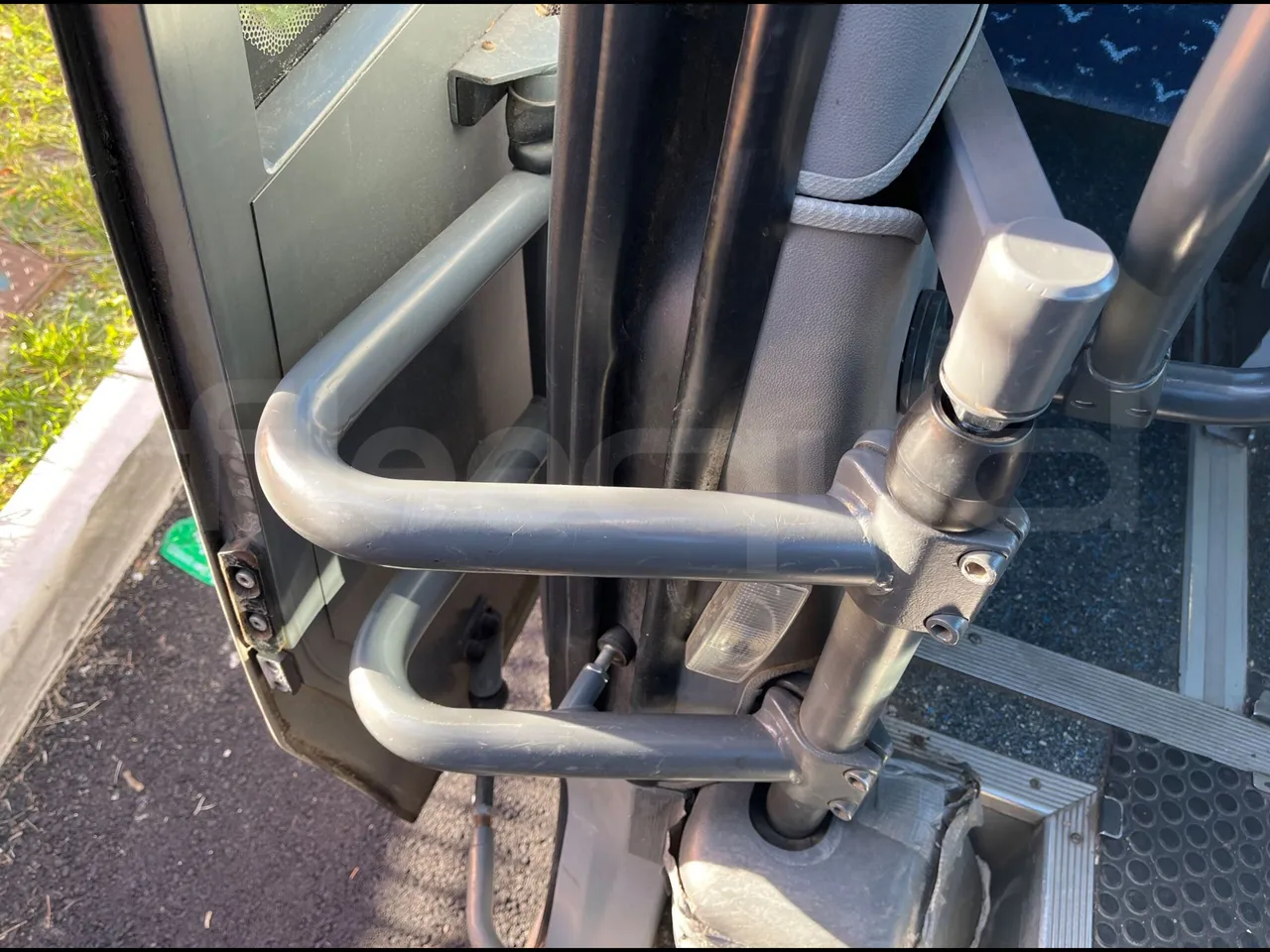 Mercedes-Benz Evobus O519U - Euro5 - 140kW - 7.665mt - door mechanism photo