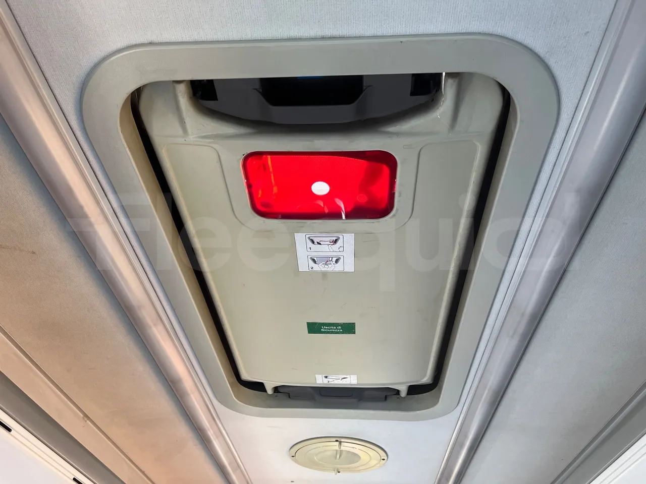 Mercedes-Benz Evobus O519U - Euro5 - 140kW - 7.665mt - roof hatch 1