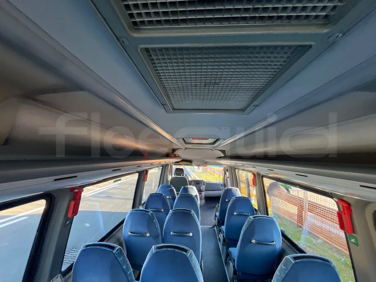 Mercedes-Benz Evobus O519U - Euro5 - 140kW - 7.665mt - overhead compartments photo
