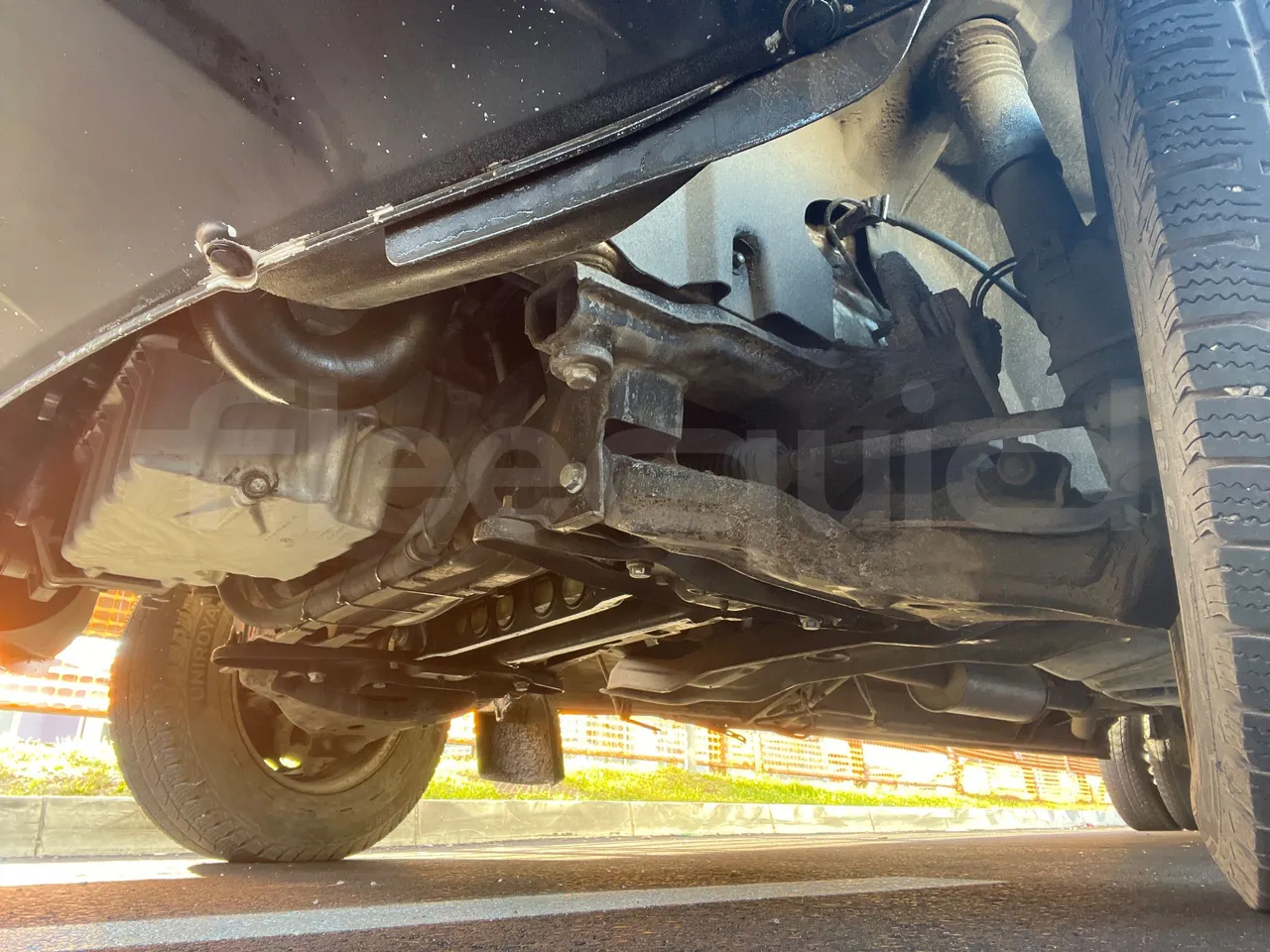 Mercedes-Benz Evobus O519U - Euro5 - 140kW - 7.665mt - front axle left side