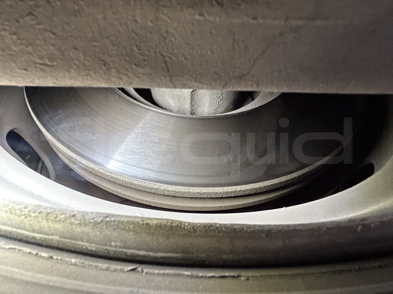 Mercedes-Benz Citaro - Second Axle Discs Right Side
