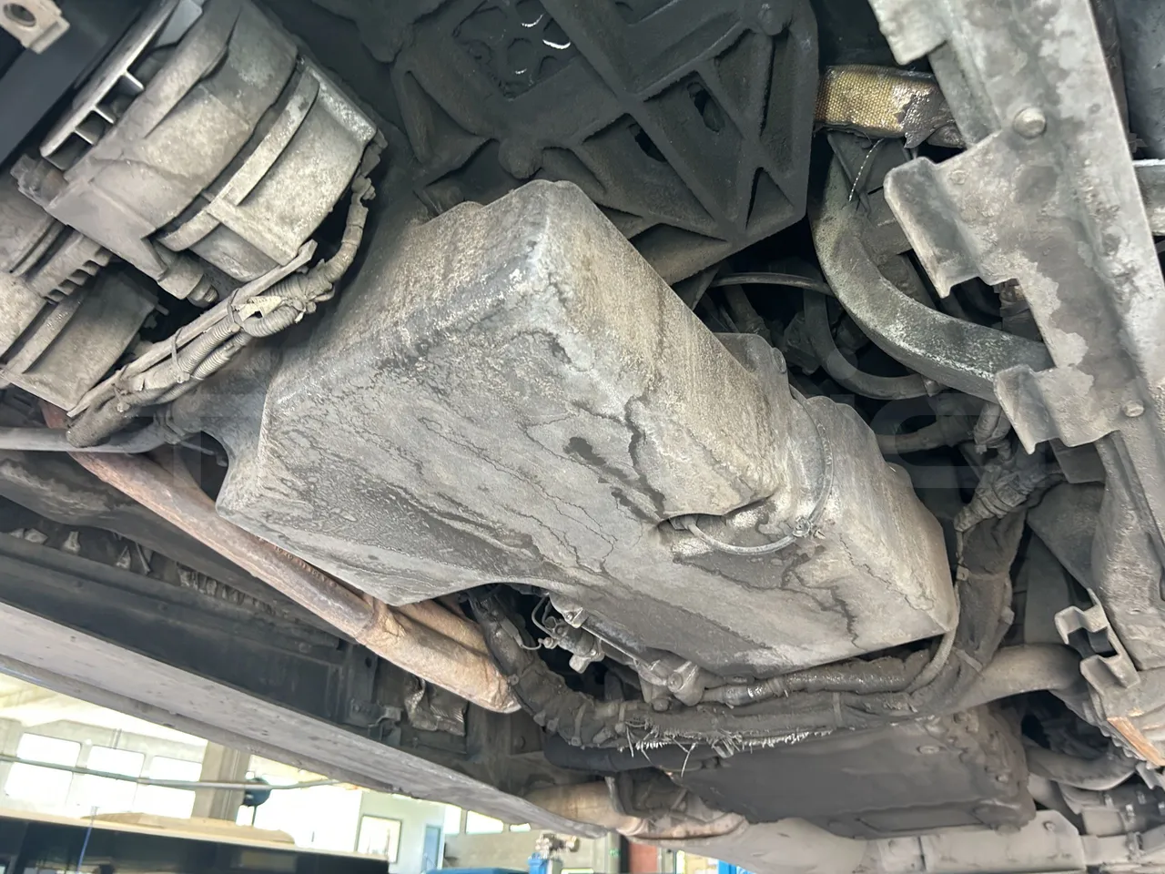 Mercedes-Benz Citaro - Engine Without Protection