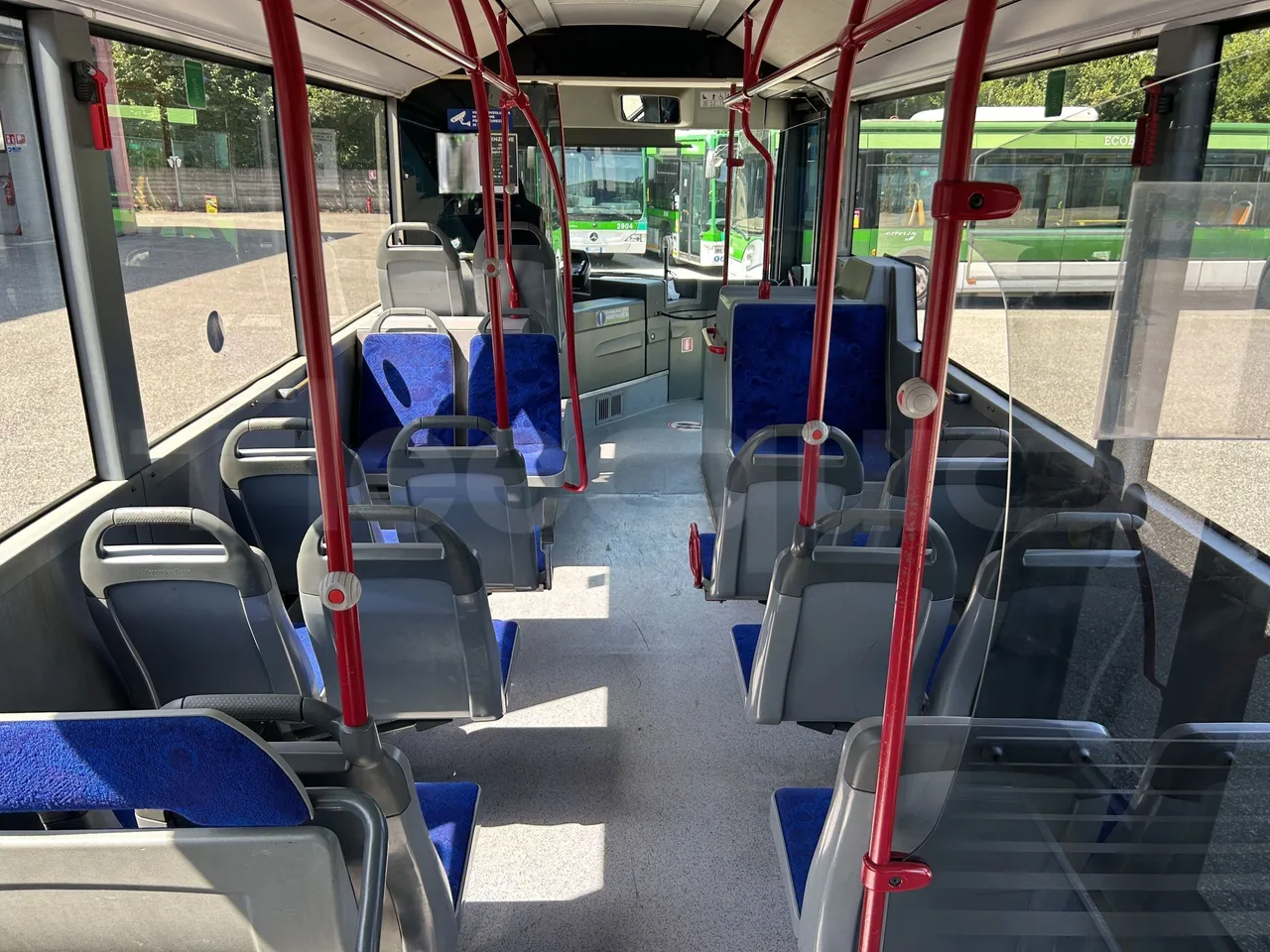Mercedes-Benz Citaro - Forward Seats From Middle Position