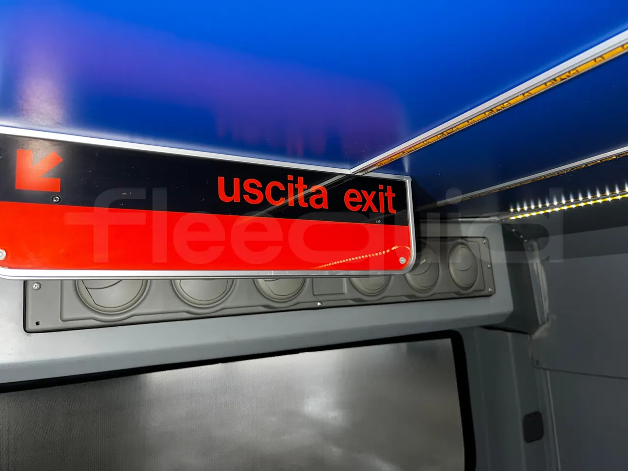 Mercedes-Benz Sprinter 906BB50 -EUR5 -190kW -7.744m - camera accessories photo