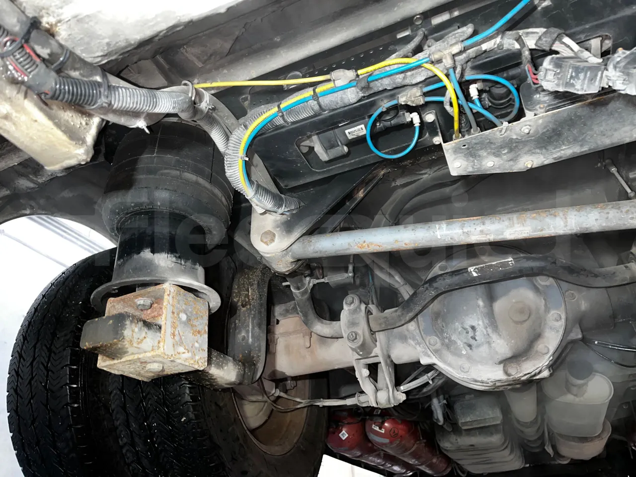 Mercedes-Benz Sprinter 906BB50 -EUR5 -190kW -7.744m - central axle (18m)