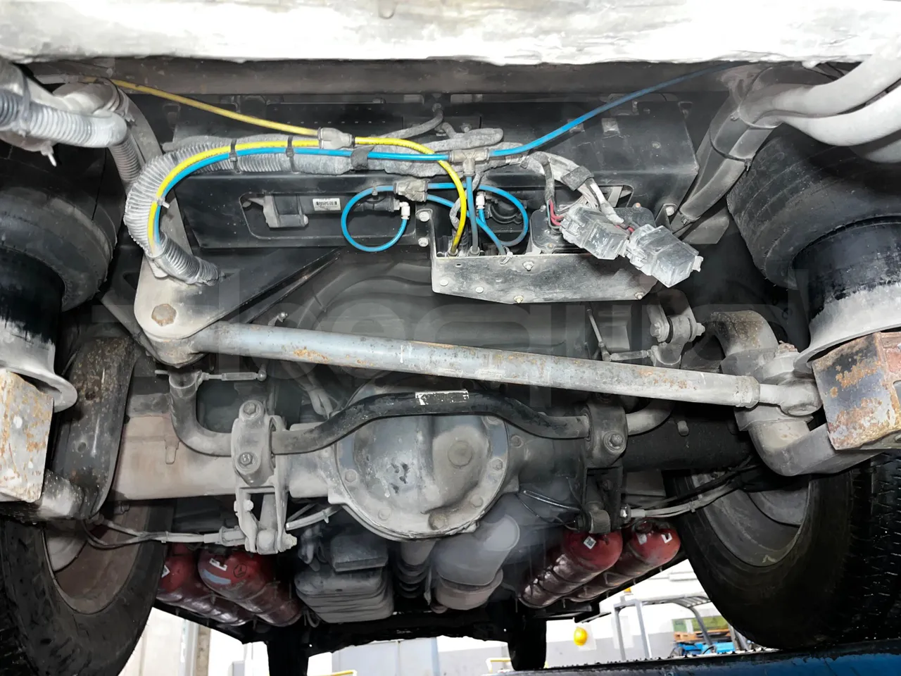 Mercedes-Benz Sprinter 906BB50 -EUR5 -190kW -7.744m - bellows turntable (18m)