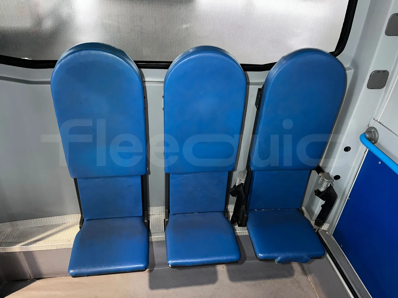 Mercedes-Benz Sprinter 906BB50 -EUR5 -190kW -7.744m - power outlets detail