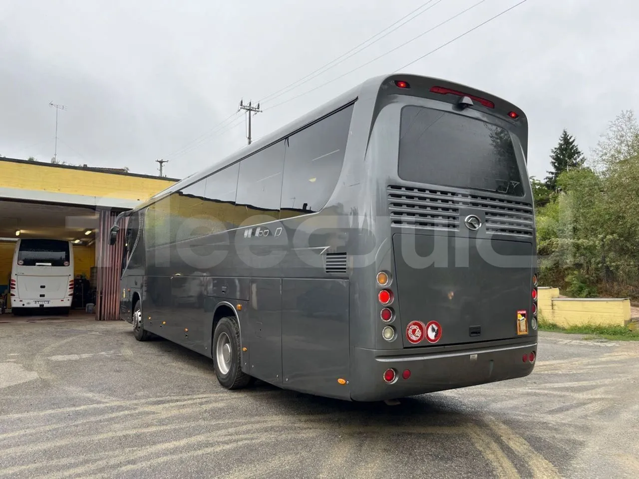 King Long XMQ6127 420-3 - EUR4 - 285.60kW - 12m - 3/4 left rear side
