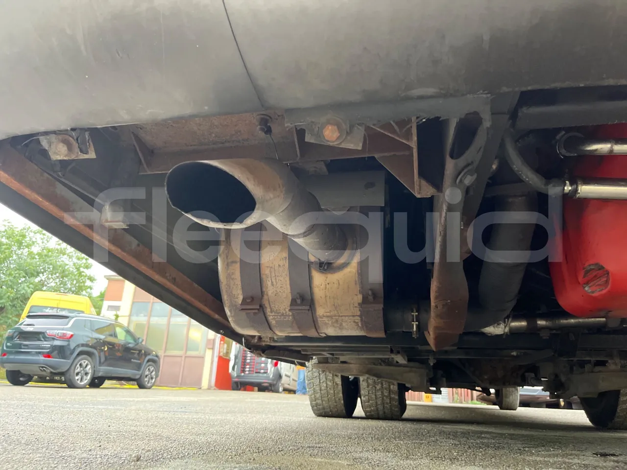 King Long XMQ6127 420-3 - EUR4 - 285.60kW - 12m - exhaust photo